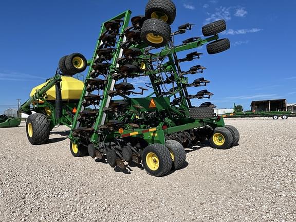 Image of John Deere 1910 equipment image 4