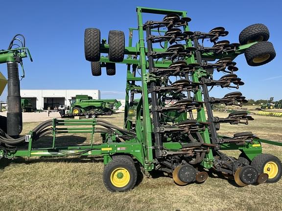 Image of John Deere 1910 equipment image 2