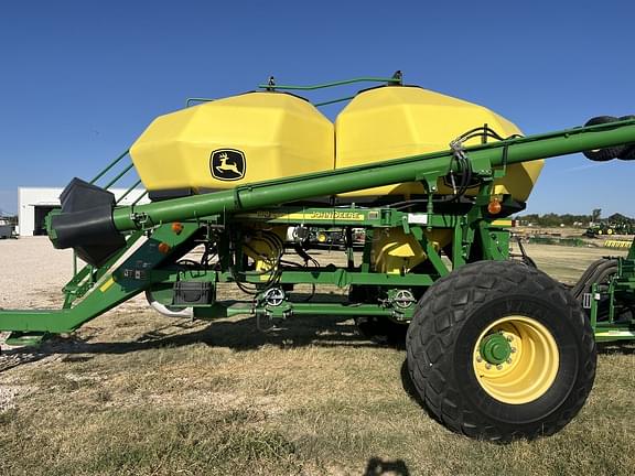 Image of John Deere 1910 equipment image 1