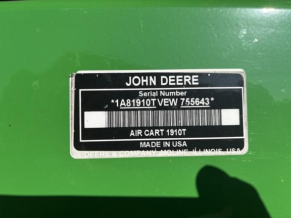 Image of John Deere 1910 Primary image