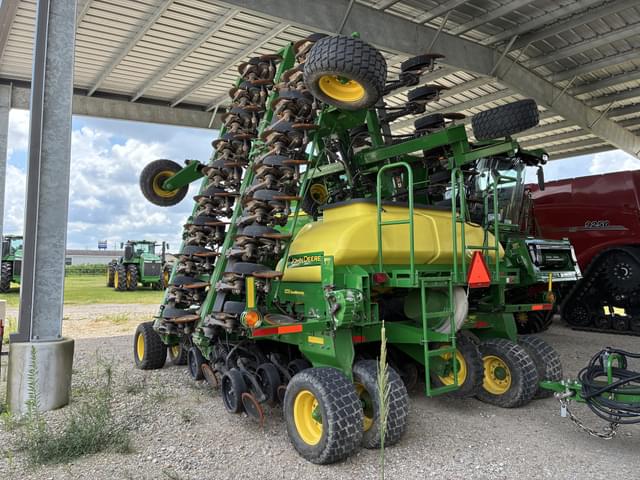 Image of John Deere 1990 equipment image 2