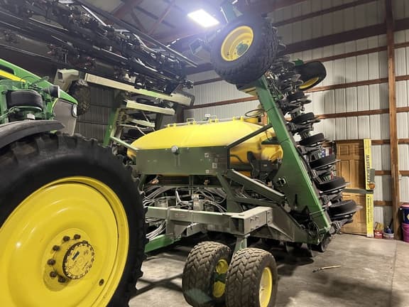 Image of John Deere 1990 equipment image 1