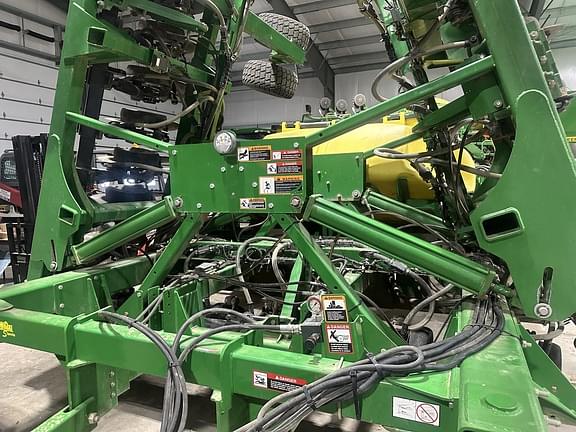 Image of John Deere 1990 equipment image 1