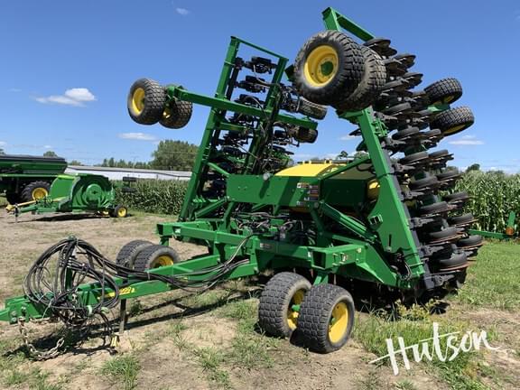 Image of John Deere 1990 equipment image 2