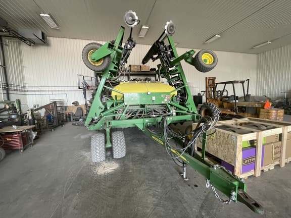 Image of John Deere 1990 equipment image 1