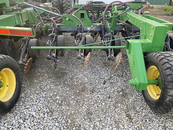 Image of John Deere 1990 equipment image 3