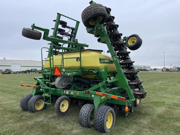 Image of John Deere 1990 equipment image 4