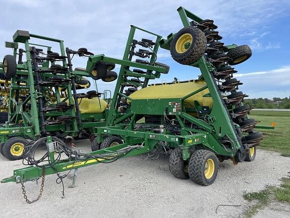 Image of John Deere 1990 Primary image