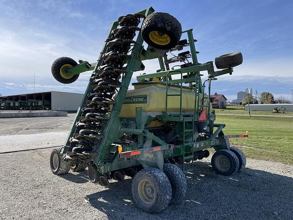 Image of John Deere 1990 equipment image 2