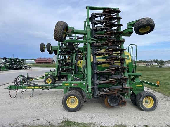 Image of John Deere 1990 equipment image 1