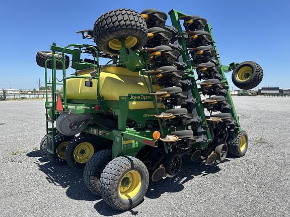 Image of John Deere 1990 equipment image 4