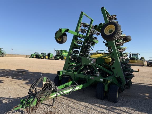 Image of John Deere 1990 Primary image