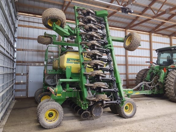 Main image John Deere 1990