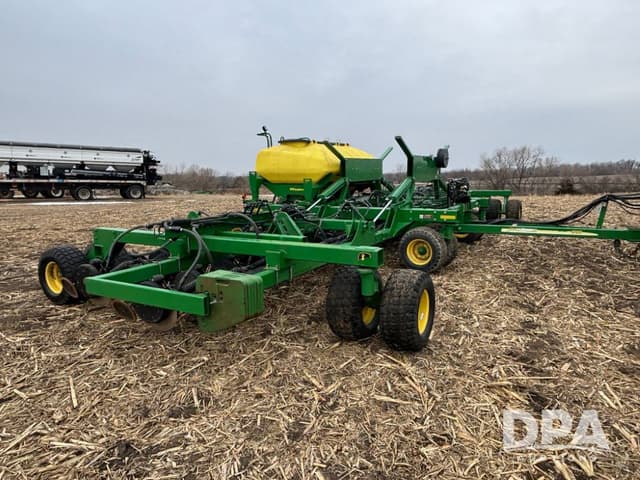 Image of John Deere 1990 equipment image 1