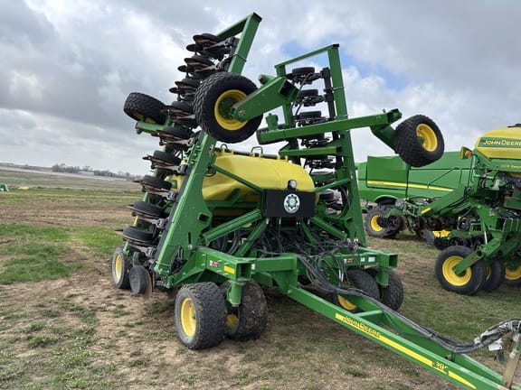 2014 John Deere 1990 Equipment Image0