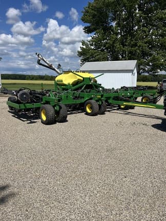 Image of John Deere 1990 equipment image 1