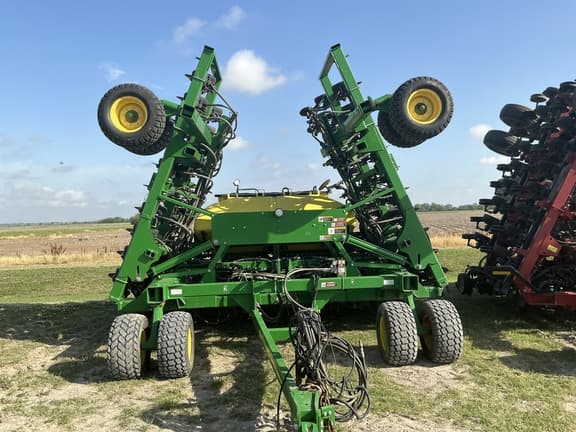 Image of John Deere 1990 equipment image 1