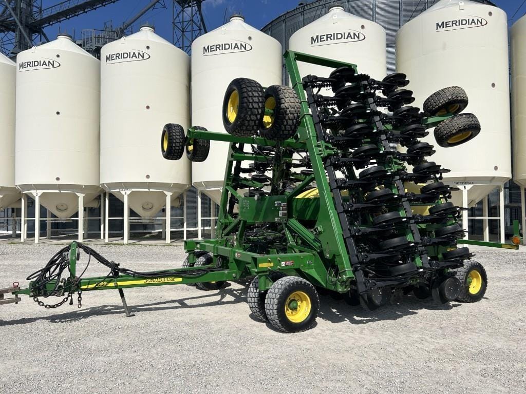 2014 John Deere 1990 Equipment Image0