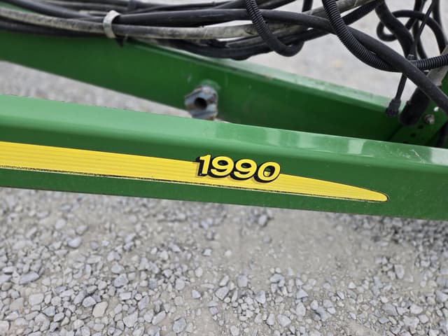 Image of John Deere 1990 equipment image 2