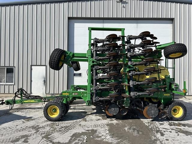 Image of John Deere 1990 equipment image 3