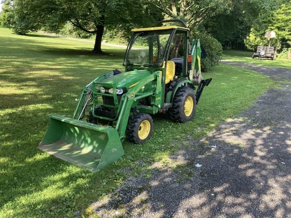 Main image John Deere 2025R