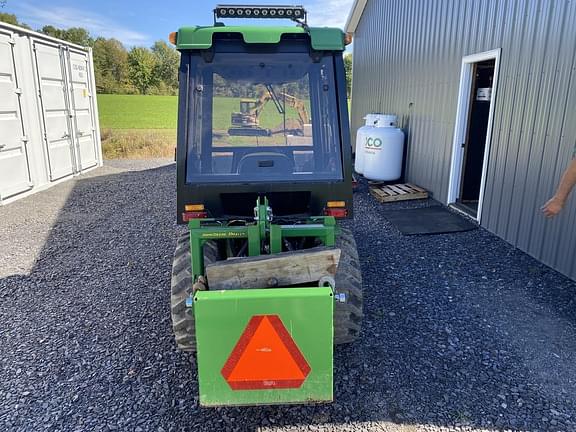 Image of John Deere 2025R equipment image 1