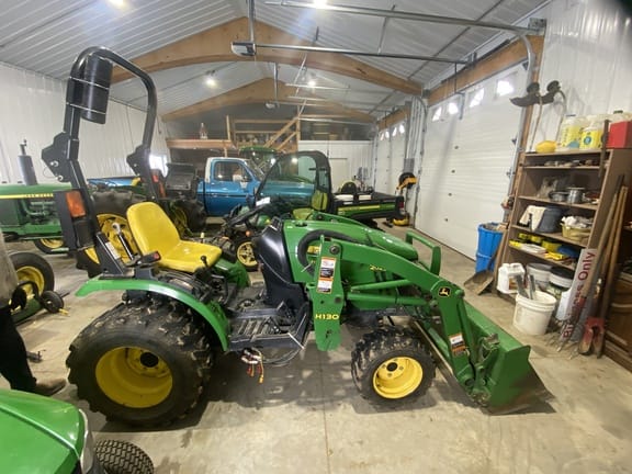 2014 John Deere 2025R Equipment Image0