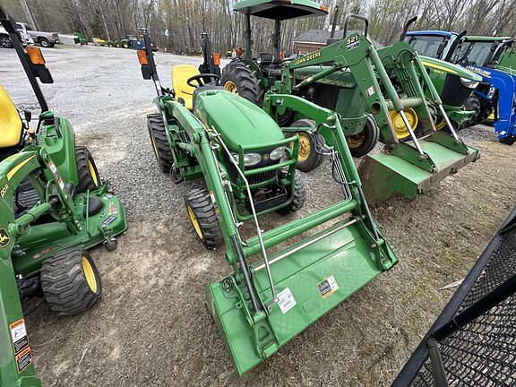 Image of John Deere 2025R Image 1