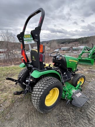 Image of John Deere 2025R equipment image 3