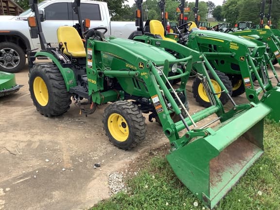 Image of John Deere 2025R equipment image 3