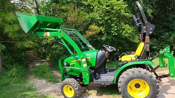 Image of John Deere 2025R equipment image 2