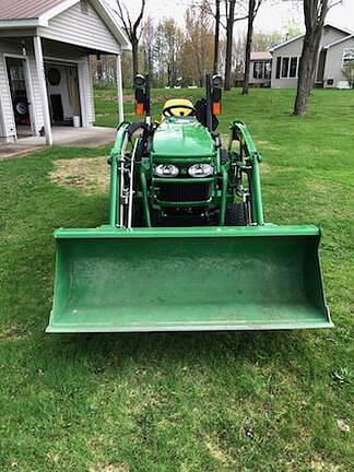 Image of John Deere 2025R equipment image 2