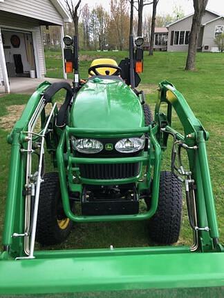 Image of John Deere 2025R equipment image 3