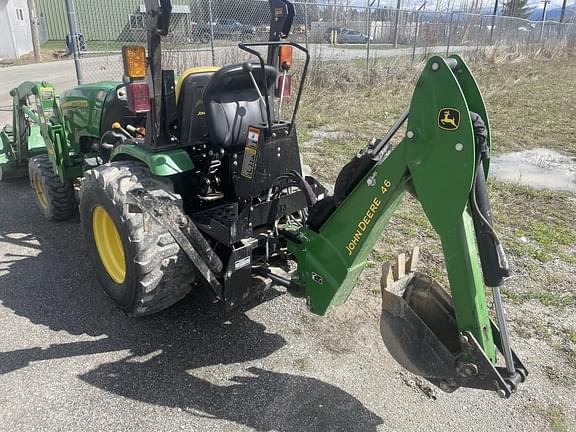 Image of John Deere 2032R equipment image 3
