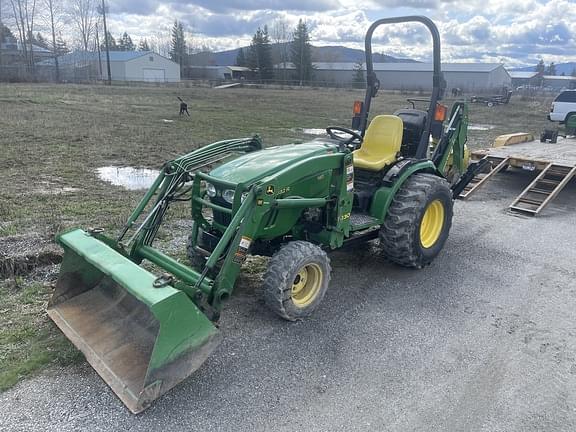 Image of John Deere 2032R Primary image