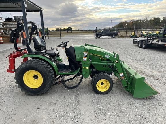 Image of John Deere 2032R equipment image 1