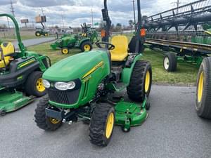 2014 John Deere 2032R Image