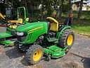 2014 John Deere 2032R Image