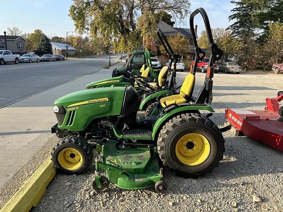 Image of John Deere 2032R equipment image 4