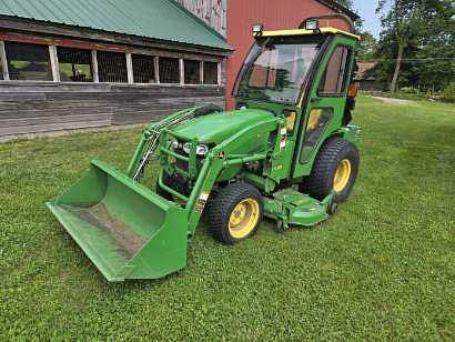 Image of John Deere 2032R Primary image