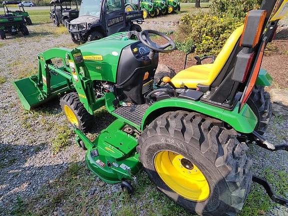 Image of John Deere 2032R equipment image 2