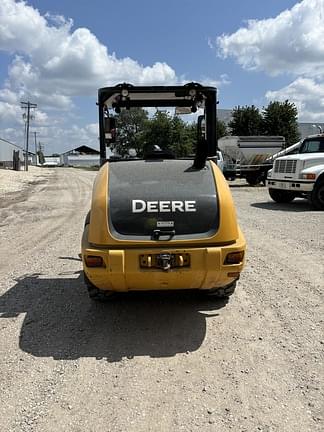 Image of John Deere 204K equipment image 3