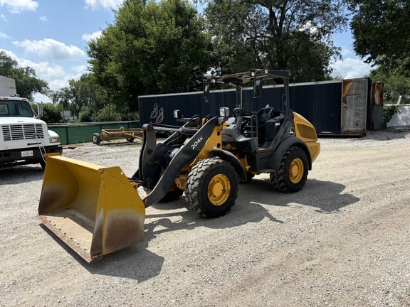 2014 John Deere 204K Equipment Image0