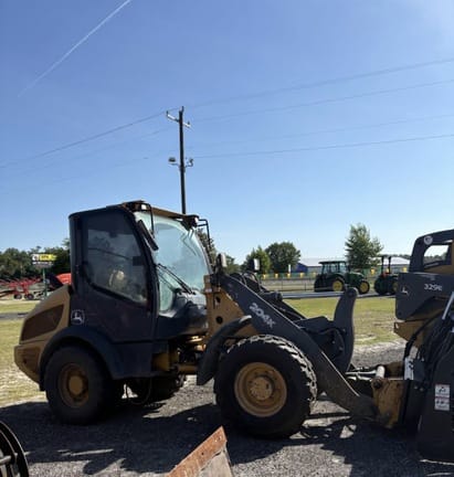 2014 John Deere 204K Equipment Image0