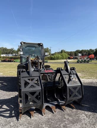 Image of John Deere 204K equipment image 1