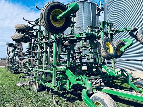 Image of John Deere 2210 Primary image