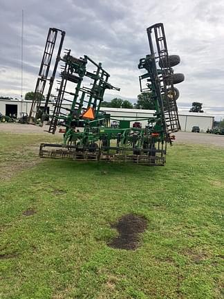 Image of John Deere 2210 equipment image 3