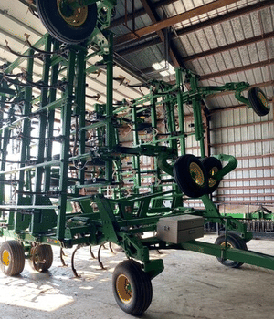 2014 John Deere 2210 Image