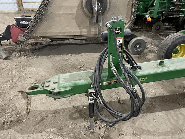 Image of John Deere 2210 equipment image 2