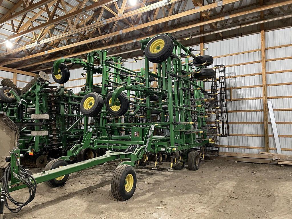 Image of John Deere 2210 Primary image